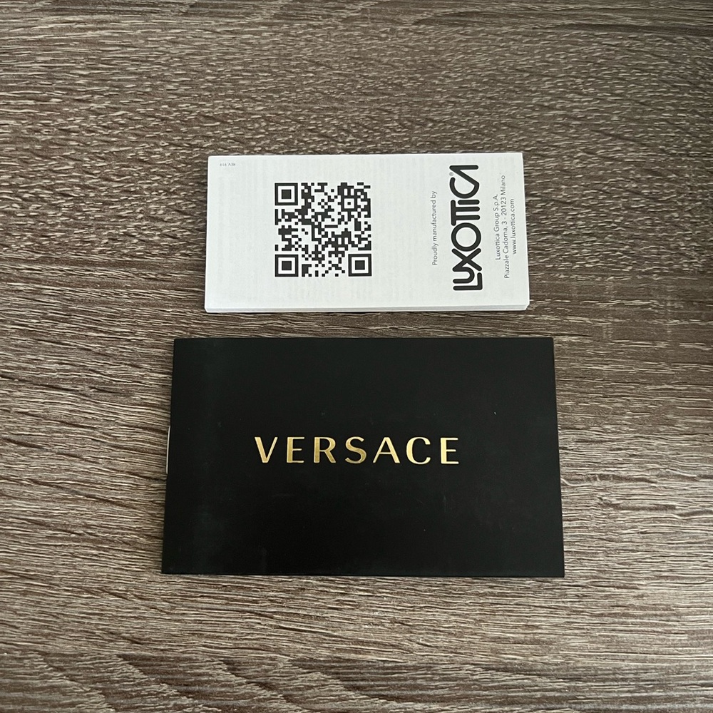 Versace cat eye sunglasses - Picture 12 of 13